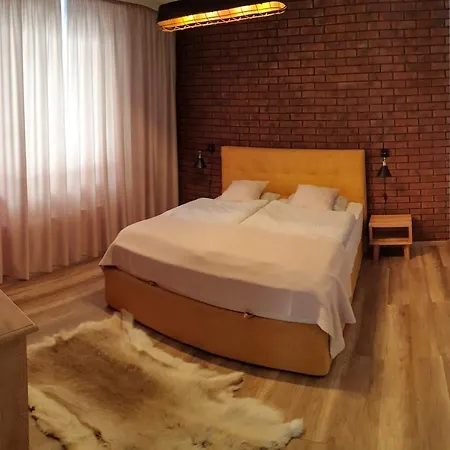 Luxury House Lesna *